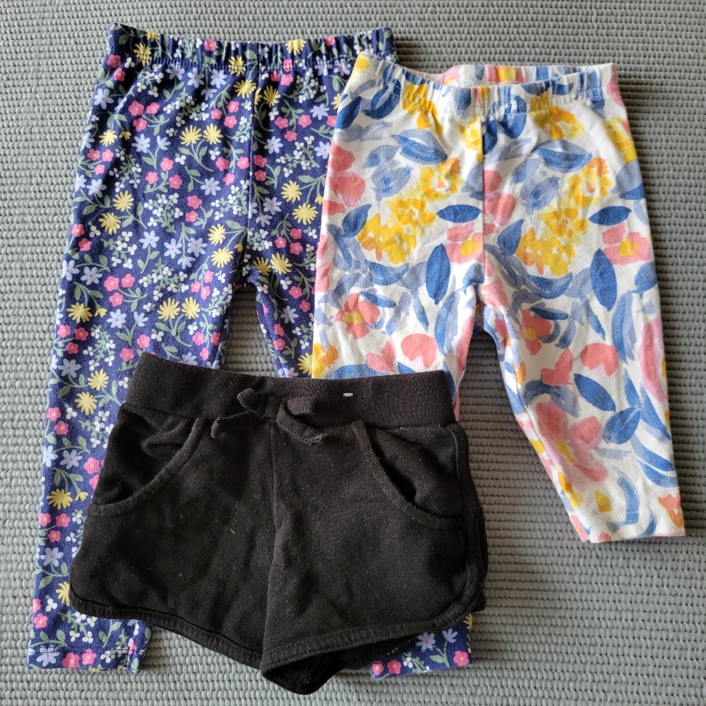 👶🏼 4/$10 2T 12-18 month set of 3 floral flowers pants capris leggings shorts